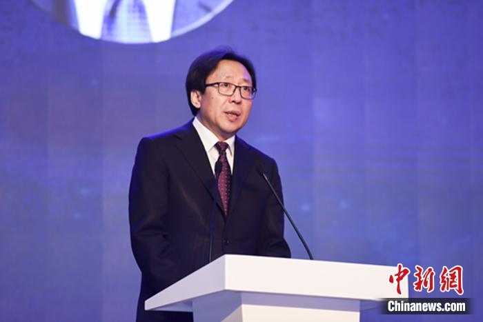 中国联合网络通信集团有限公司副总经理、党组成员 梁宝俊。图片来源：中国联通